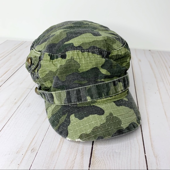 camo newsboy hat